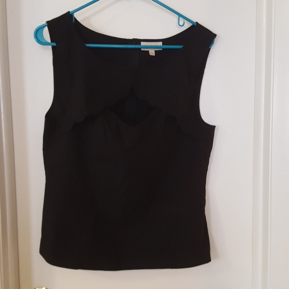 Black keyhole neckline top